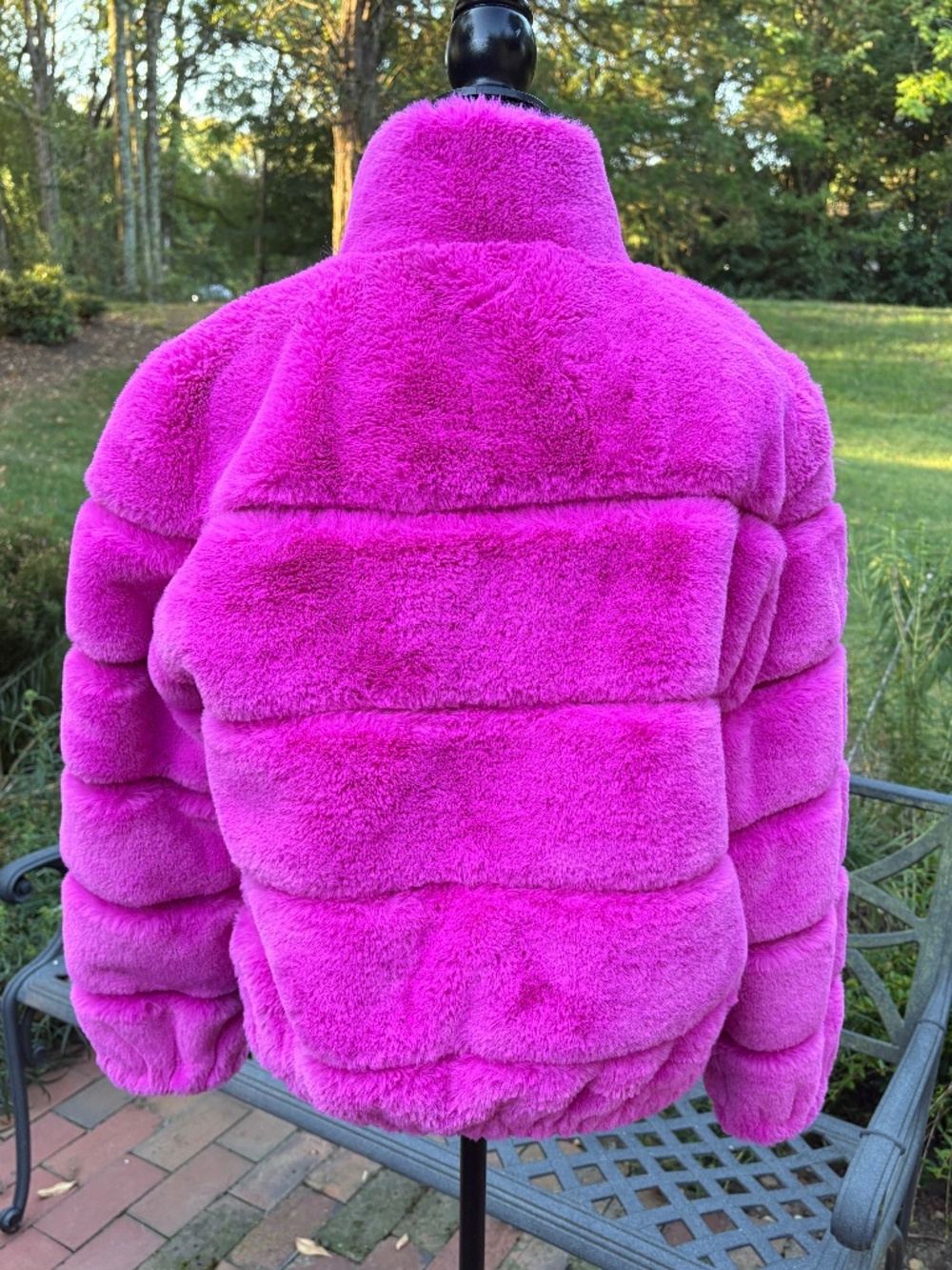 Love Token Blair Faux Fur Coat Fuchsia Women's Medium - Picture 3 of 7
